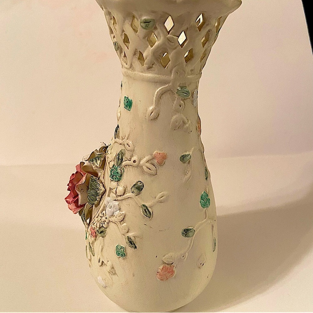Italian Barbotine Majolica Vintage Vase Floral Large Pink Roses 7.5” inches. - Picture 6 of 9